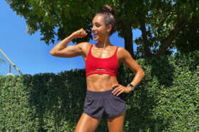 Kayla Itsines, alakformáló gyakorlat, edzés
